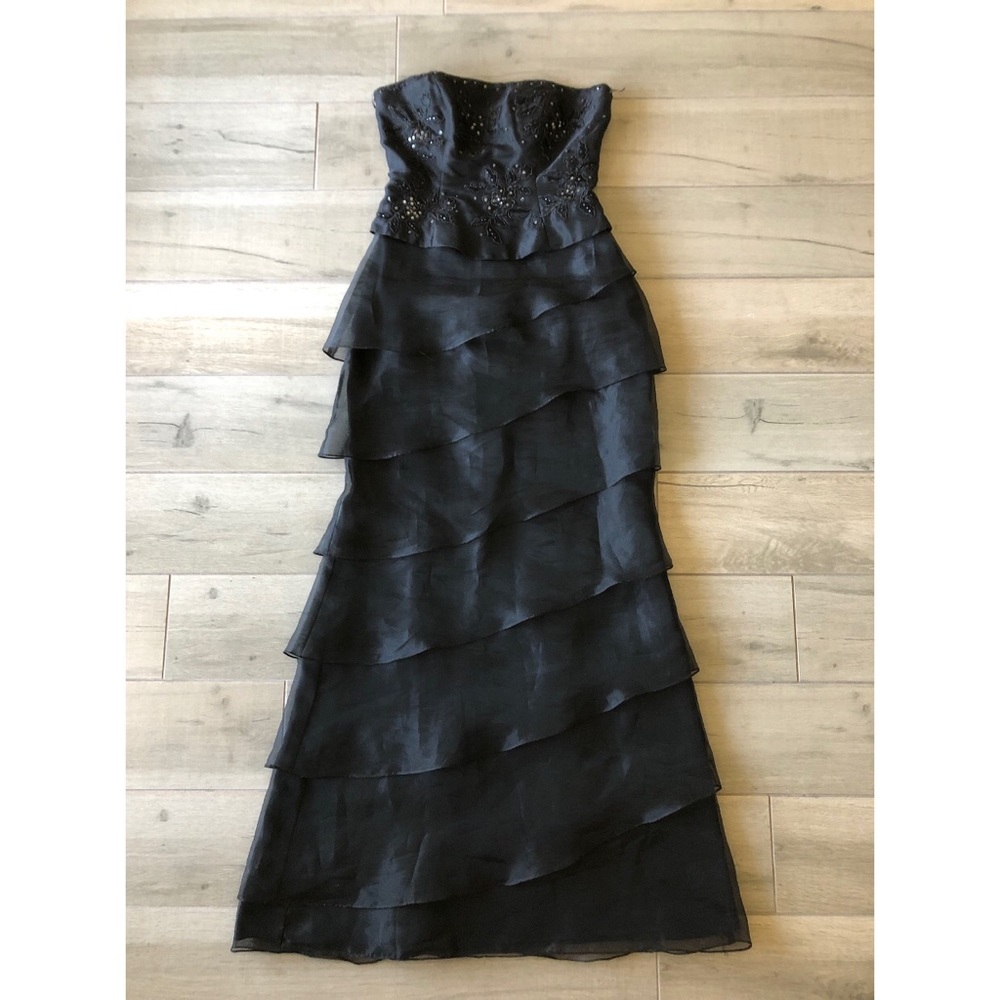 NIKI By Niki Livas Black Ruffle Evening Gown